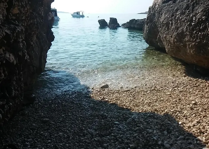 Salt Διαμέρισμα *