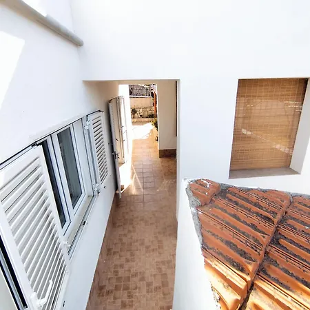 Salt Apartment *