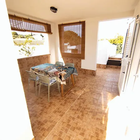 Apartman Salt Mali Drvenik