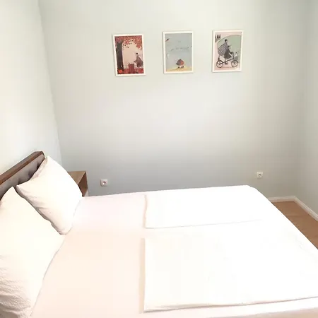 Salt Apartment *